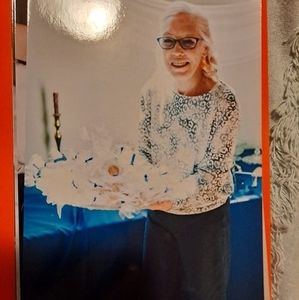 Meet your Posher, Holly